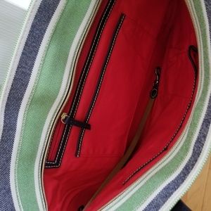 Dooney & Bourke Bags - Dooney & Bourke Stripped Tote Bag - New with Tags Dooney & Bourke Bags - Dooney & Bourke Stripped Tote Bag - New with Tags